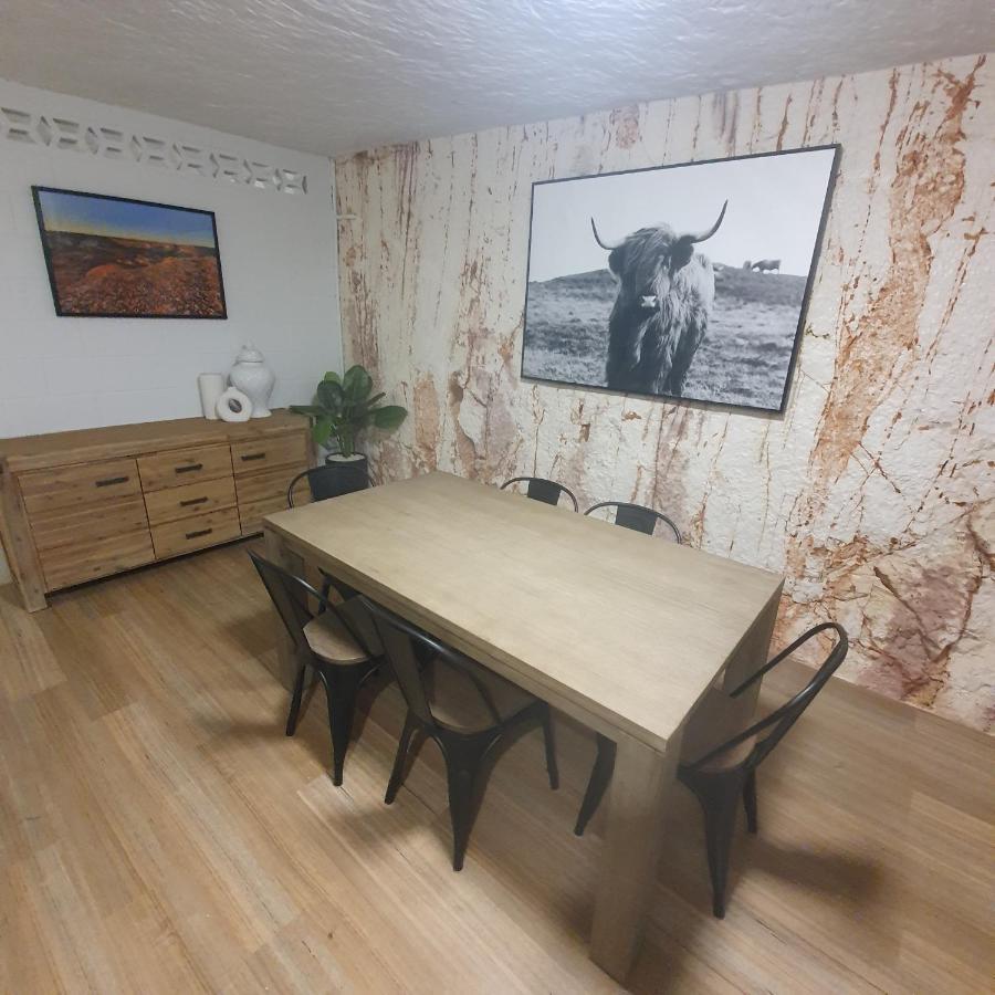 Appartement 894 Holly Court à Coober Pedy Extérieur photo